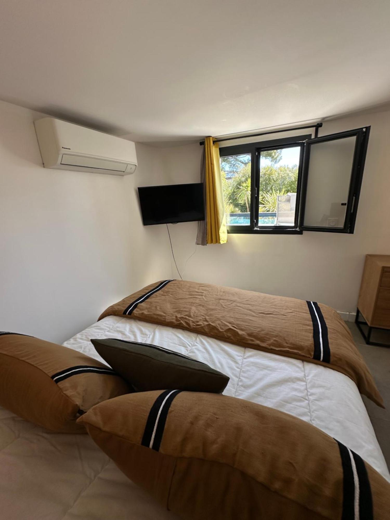 Home Cassis - Maison Julou - Piscine Chauffee A 32C Luaran gambar